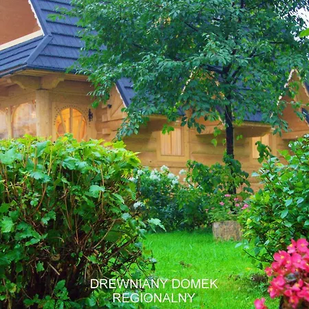 Regionalny Busola 木屋 *